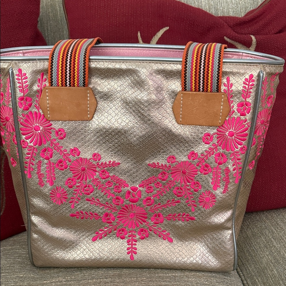 Brit Classic Tote ~ Consuela